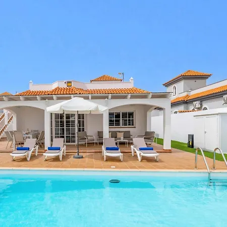 别墅 Naipa Golf By *